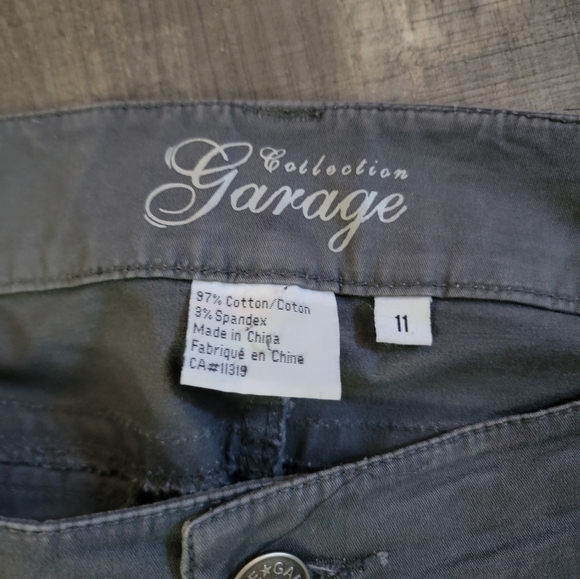 GARAGE Low Rise Flare pant size 11 - Picture 7 of 10